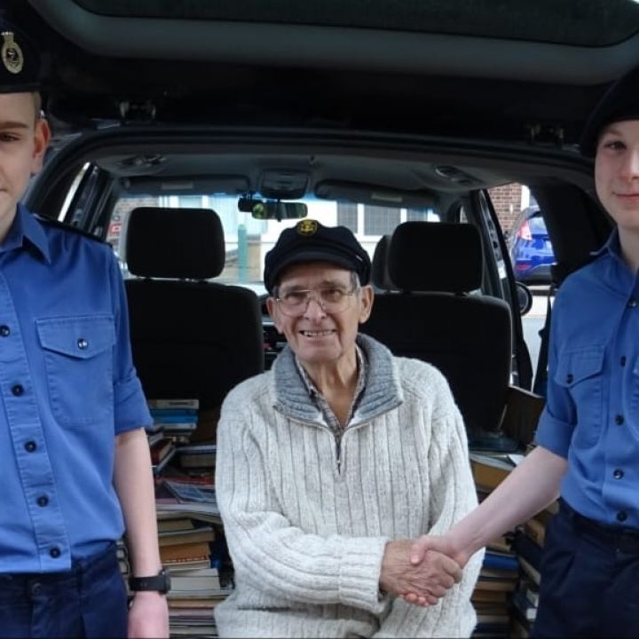 Cadets spend the day helping a Royal Navy veteran