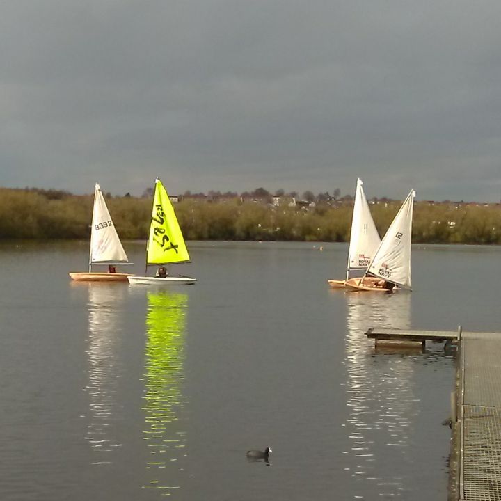 Mansfield Sea Cadets, dinghy racing on Kings Mill Reservoir.