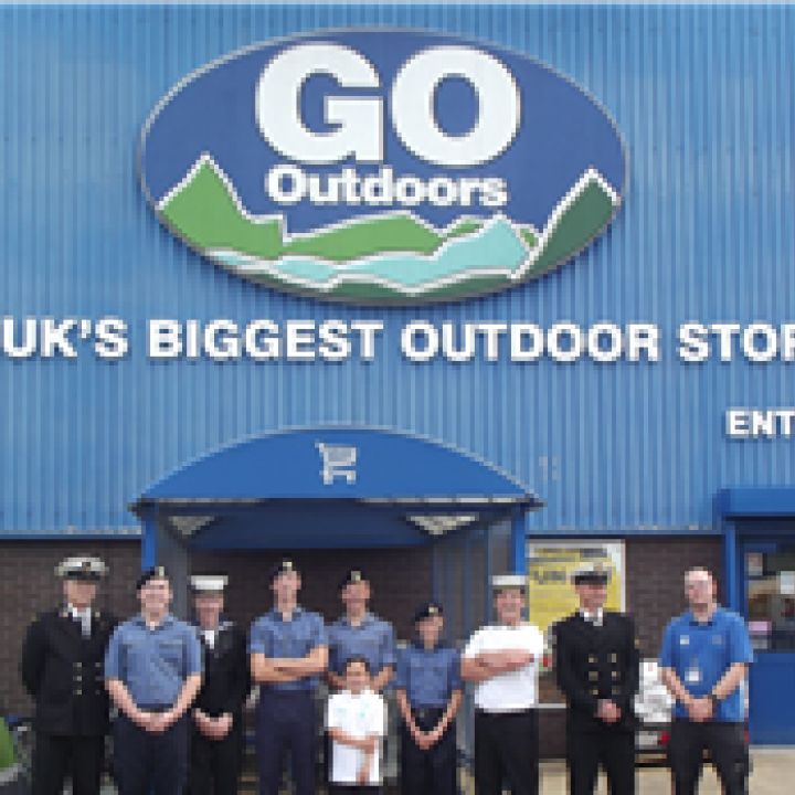 GO OUTDOORS AND JOIN SEA CADETS